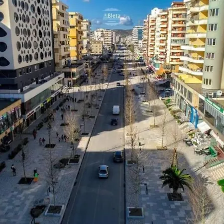 Quiet, In The Heart Of Vlore! Apartamento Vlorë
