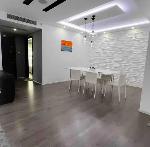 Quiet, In The Heart Of Vlore! *