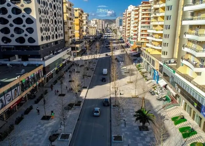 Quiet, In The Heart Of Vlore! Apartamento Vlorë